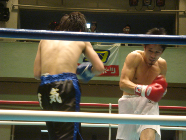 第63回東日本新人王準決勝戦（現地ナマ観戦記）_f0074095_1150833.jpg