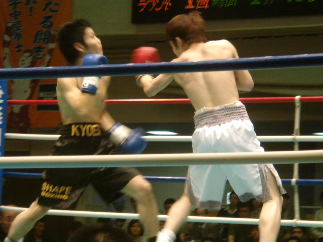 第63回東日本新人王準決勝戦（現地ナマ観戦記）_f0074095_11561896.jpg