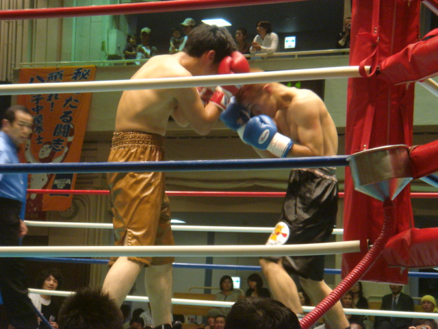 第63回東日本新人王準決勝戦（現地ナマ観戦記）_f0074095_127010.jpg