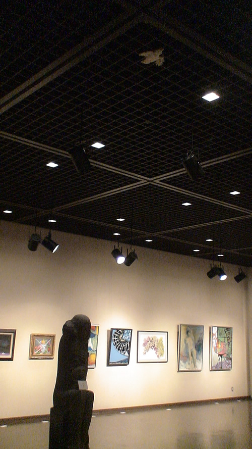 甲南高校100周年という展覧会への出品。_a0010575_042525.jpg