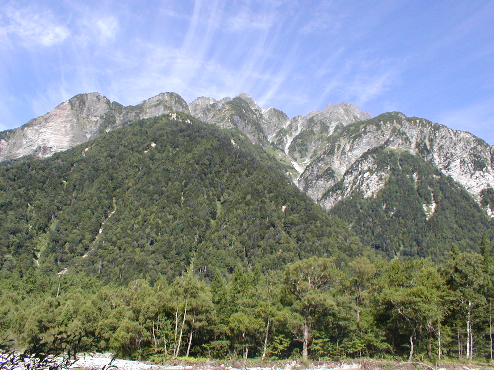 南岳〜西穂縦走（上高地〜天狗池〜南岳小屋）_a0094280_221257100.jpg