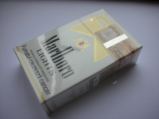 闇 やみ タバコ 英国と暮らす From London By Rie Suzuki