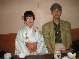 絵師・時実月夜さんと写真家・石本均志さん来廊_a0088892_1101241.jpg