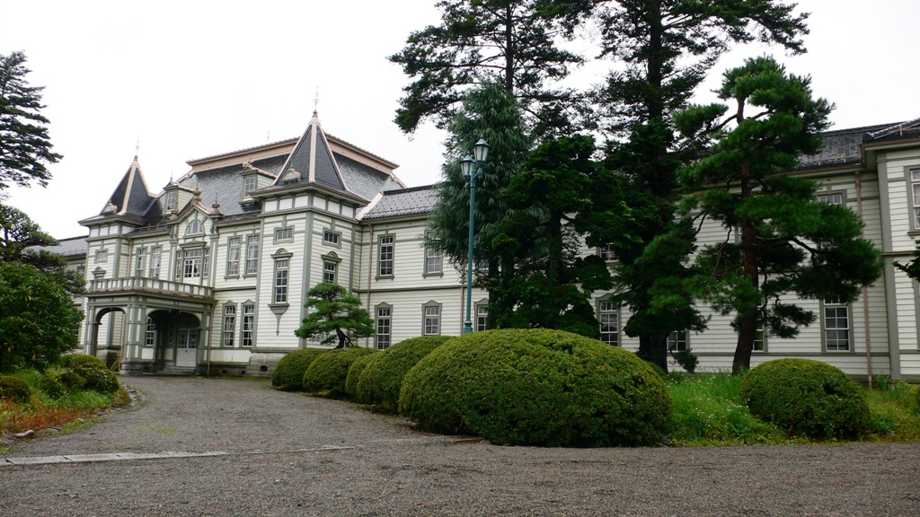 旧米沢高等工業学校本館_f0048234_14342867.jpg