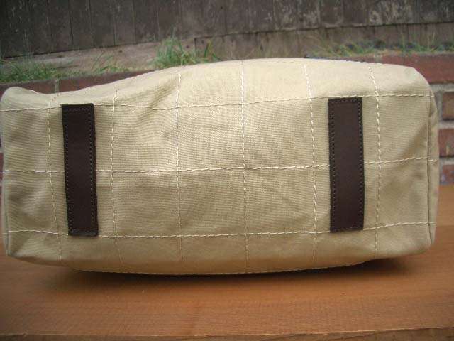 h5/アッシュサンク 大きめステッチトートバッグ_f0051306_1917792.jpg