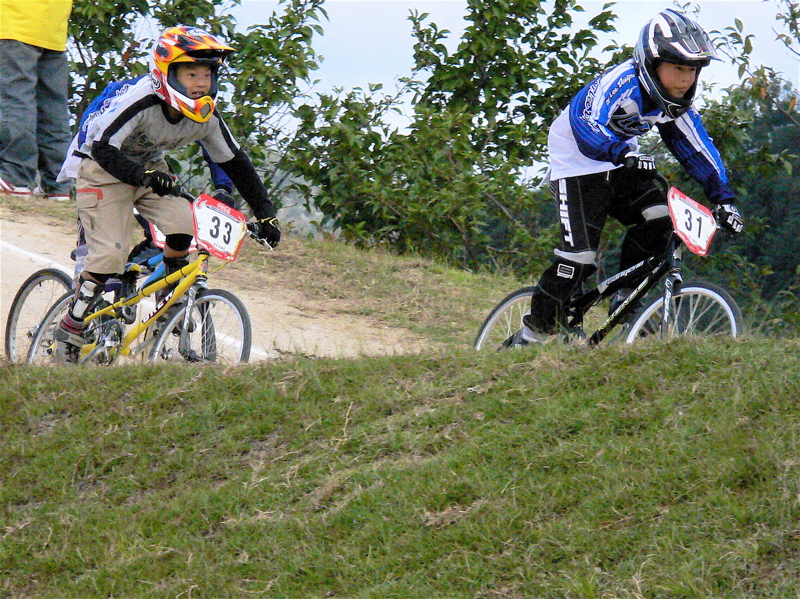 2006UCI国際BMX選手権日本大会IN笠岡VOL5年齢別クラス予選第2ヒートの画像垂れ流し_b0065730_14535662.jpg