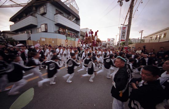 泉大津濱八町だんじり祭り2006年（その2）_e0077517_1647225.jpg