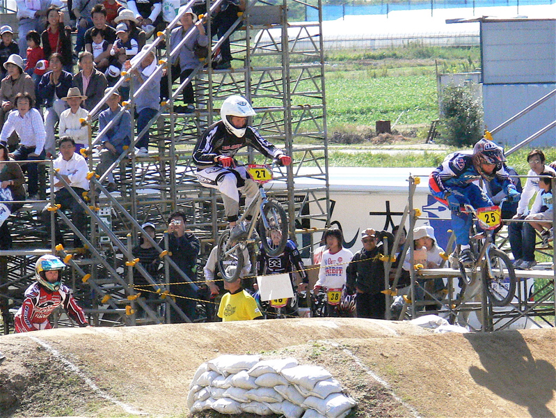笠岡市長杯争奪BMX選手権大会VOL1エリート/オープンクラス予選の画像垂れ流し_b0065730_1942965.jpg