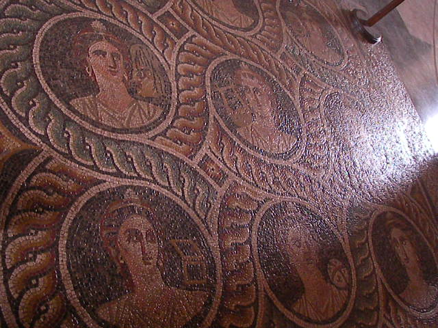 f0038407_4395460.jpg