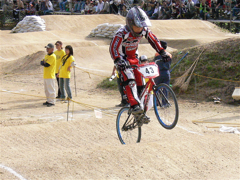 笠岡市長杯争奪BMX選手権大会VOL5年齢別クラス決勝の画像垂れ流し_b0065730_2335133.jpg