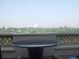 ホテル　(2)　The Oberoi Amarvilas_e0074199_19292213.jpg