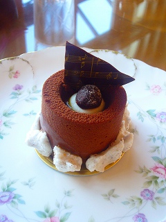 ホテルズのケーキ_a0036952_2230457.jpg