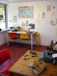 EXHIBITION_e0047272_2345224.jpg