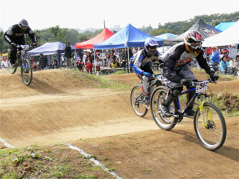 JOSF１０月緑山定期戦VOL4MTBクラス予選第１ヒート画像垂れ流し_b0065730_232126.jpg