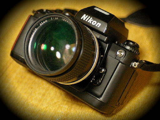 玄人選科】名機対決、1980年代編(4) Canon EOS-1(HS) vs 玄人選科】名機対決、1980年代編(4) Canon EOS-1(HS) vs