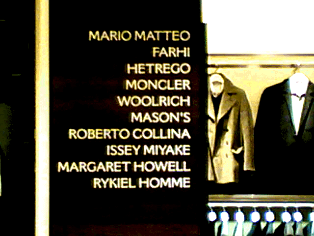 dokkiri at Isetan ?_c0077105_2425966.gif