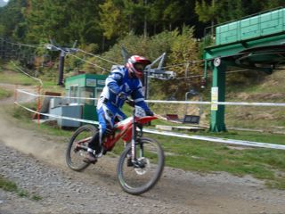 f0074728_0423559.jpg