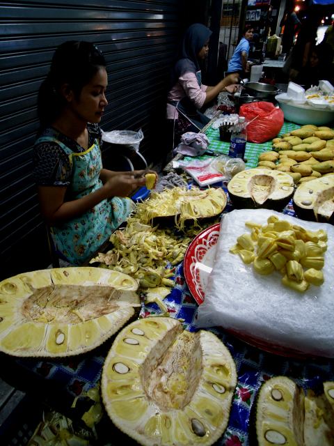 ぽーとれーと in Thailand /4　 fruitsな人々_c0071611_20282980.jpg