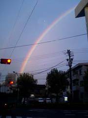 朝日の虹はふたえに輝く_d0005824_2105746.jpg
