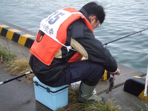 豪快！鮭の一本釣り_c0048667_1840885.jpg