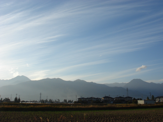 土曜日の空は_a0014840_20412582.jpg