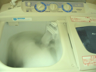二槽式洗濯機がやってきた！_c0003040_16314976.jpg