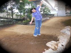 ドカタマニア、ドットコムVOL6 川口ゴリラ公園BMXコース整備_b0065730_1820566.jpg