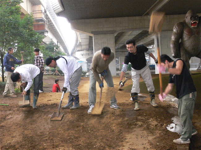 ドカタマニア、ドットコムVOL6 川口ゴリラ公園BMXコース整備_b0065730_1830153.jpg