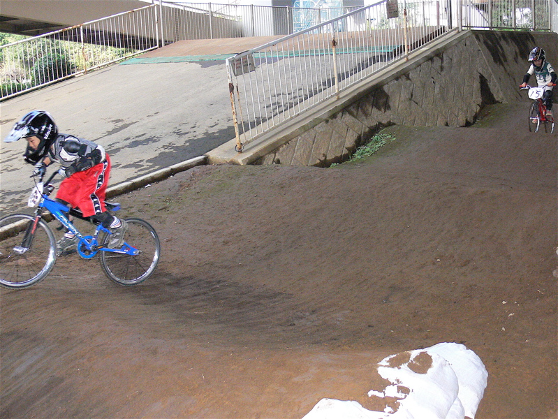 ドカタマニア、ドットコムVOL6 川口ゴリラ公園BMXコース整備_b0065730_1851713.jpg