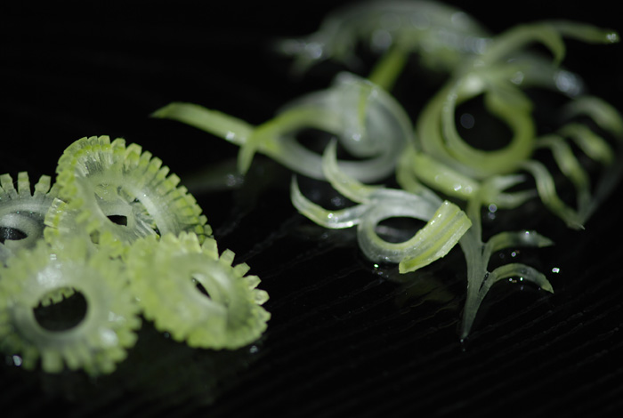 飾り切り 今回は大根の葉軸 茎 を使って 魚屋三代目日記