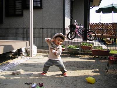 a0081406_151267.jpg
