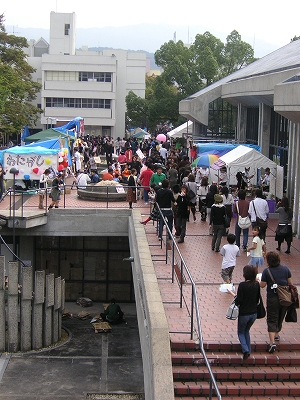 フェスティバルガンズ 大阪芸大学園祭2006 黄昏サーキット フェスティバルガンズ 大阪芸大学園祭2006 黄昏サーキット