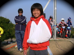 緊急番組 骨折伝染の恐怖_b0065730_22572093.jpg