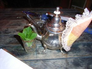 エジプトの水タバコ＆レストラン（お店の近くのお勧め店シリーズ）_f0088456_6522560.jpg
