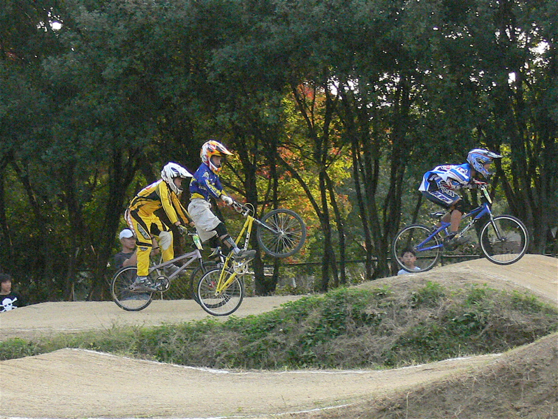 Racer Of Race VOL 5　問答無用の 決勝画像垂れ流し_b0065730_23253374.jpg