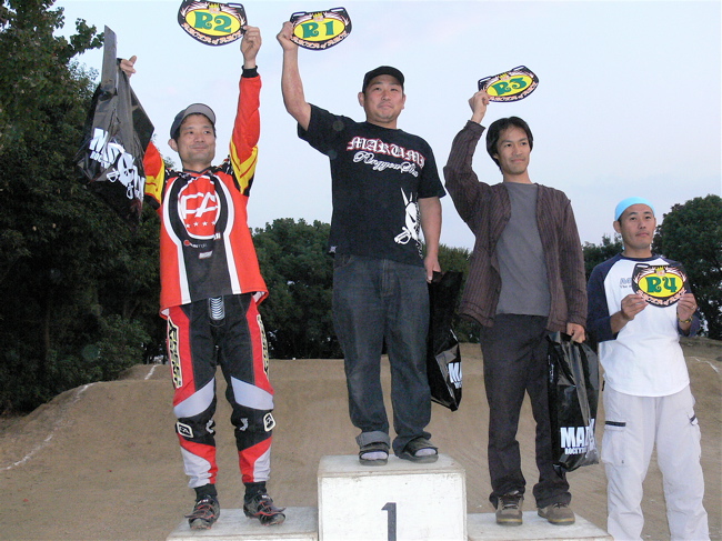 Racer Of Race VOL 4　問答無用の 準決勝〜決勝画像垂れ流し_b0065730_23535155.jpg