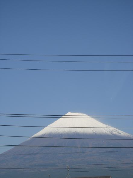 雪を被った富士山_b0089338_7175469.jpg