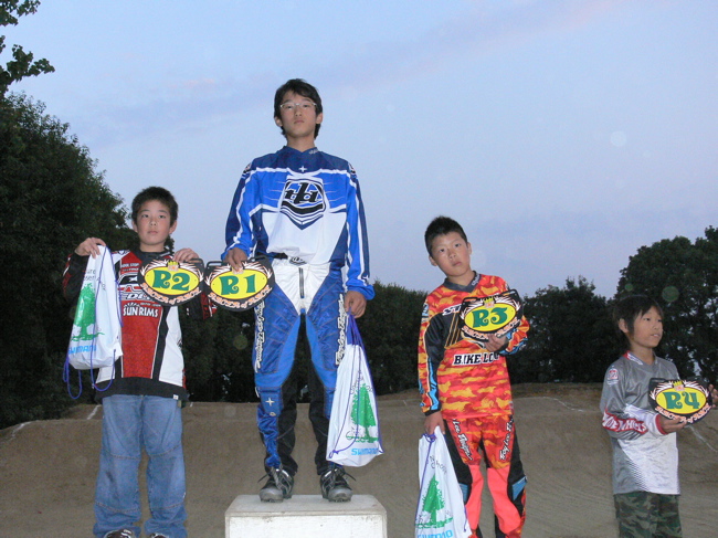 Racer Of Race VOL 4　問答無用の 準決勝〜決勝画像垂れ流し_b0065730_031094.jpg