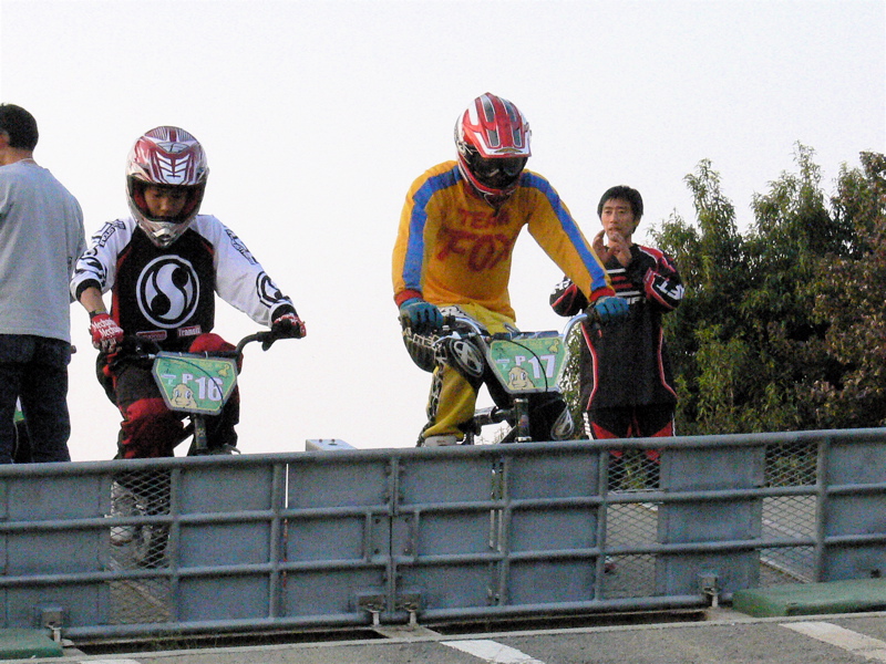 プロジェクト16VOL68 Racer of Race PITBIKE レース_b0065730_21581057.jpg