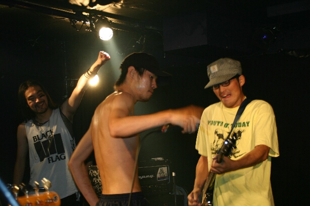 20061104 「VICE AGAINST JUSTICE vol.7」　@渋谷LUSH_c0086868_231198.jpg