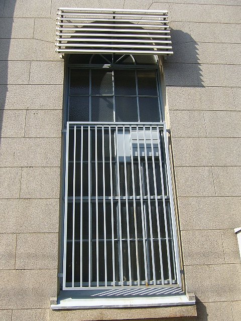 甲賀市の滋賀銀行甲南支店_c0094541_2313839.jpg