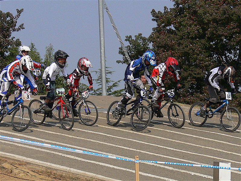 2006JBMXFジャパンシリーズファイナルVOL5 予選第2ヒート画像垂れ流し_b0065730_21581393.jpg