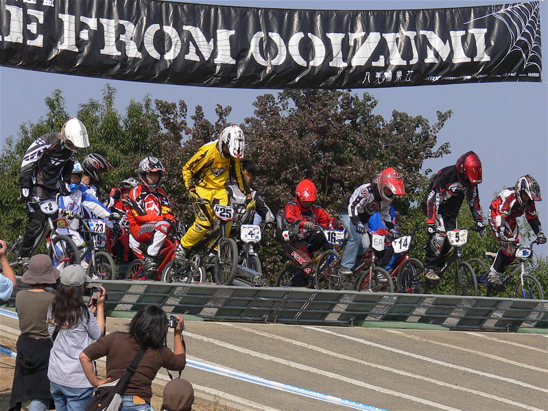 2006JBMXFジャパンシリーズファイナルVOL5 予選第2ヒート画像垂れ流し_b0065730_2201378.jpg