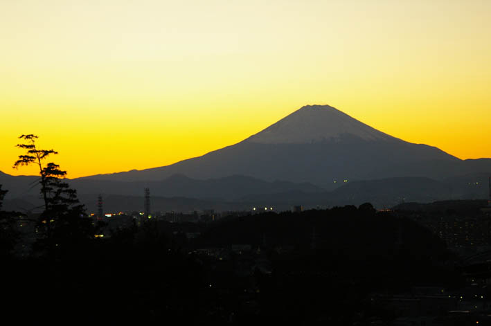 富士山は富士山の形で見られれば何処から見ても美しい_c0014967_18331291.jpg