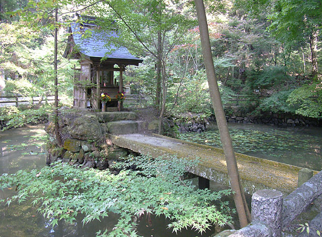 法華山　一乗寺_c0022669_3331139.jpg