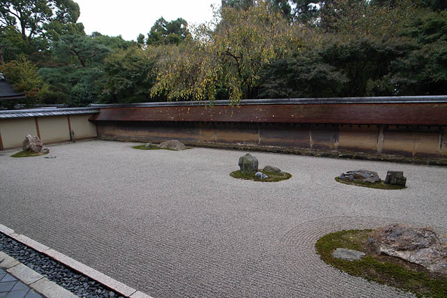 龍安寺　その２　石庭_b0042282_19495354.jpg