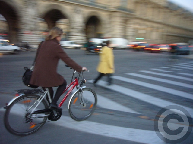■街角の自転車（パリ）_a0008105_1912227.jpg