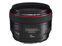 キヤノン、EF 70-200mm F4 L ISの発売日を23日に決定_c0080036_20174166.jpg