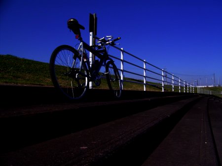 スポーツバイクとは、買った時から考えて乗る自転車。_a0034181_2255175.jpg