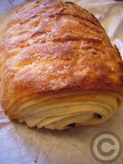 ■街角のパン(パリ20区75020PARIS)_a0014299_19302927.jpg